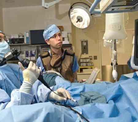 tán sỏi ngược dòng bằng laser